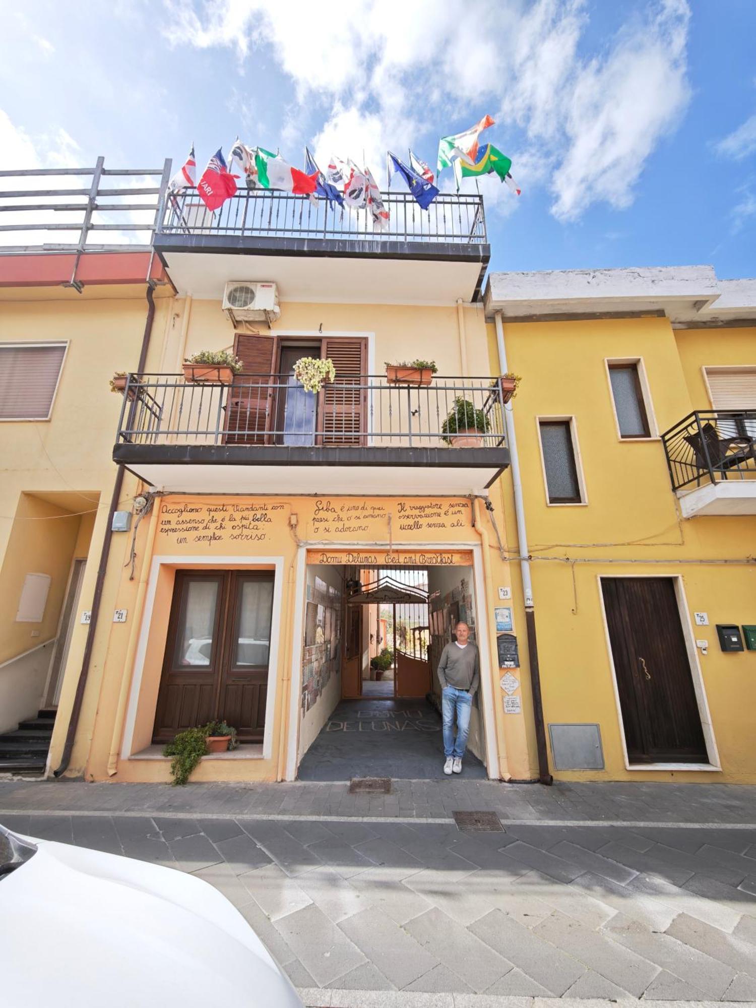 B&B Domu Delunas Giba 外观 照片